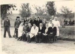 Фотография. Филиал Неинномысский канал. Коллектив 3 отделения. 1954 г.
